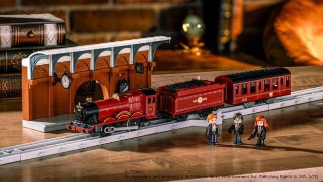 Plarail Hogwarts Express